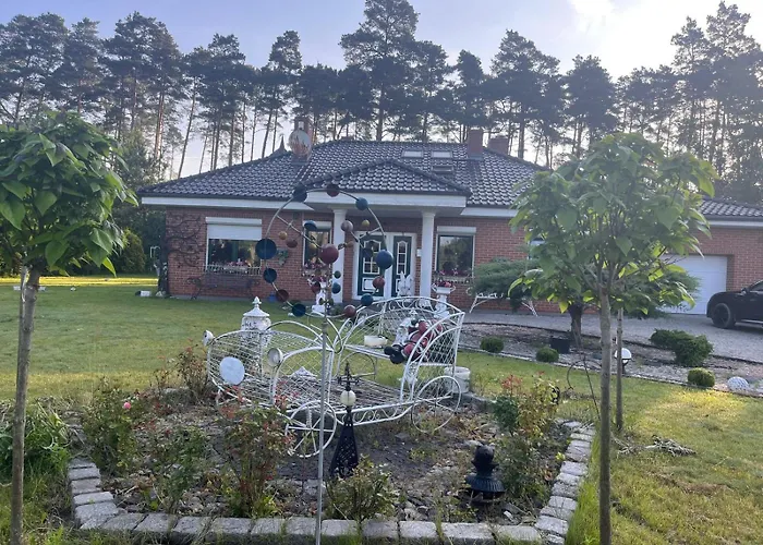 Vila Antyki24 Nad Bialym Jeziorem Dom Na Przyjecia I Spotkania