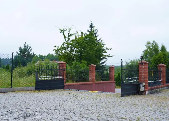 Vila Antyki24 Nad Bialym Jeziorem Dom Na Przyjecia I Spotkania