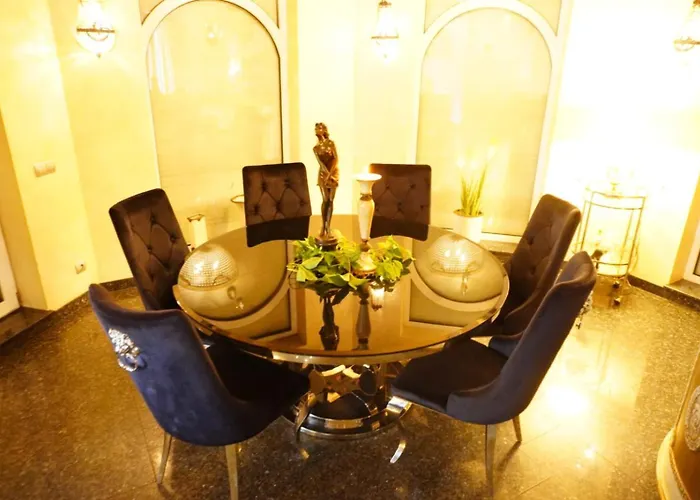 Vila Antyki24 Nad Bialym Jeziorem Dom Na Przyjecia I Spotkania Sztum