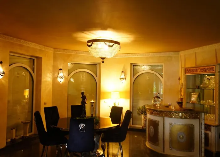 Vila Antyki24 Nad Bialym Jeziorem Dom Na Przyjecia I Spotkania *