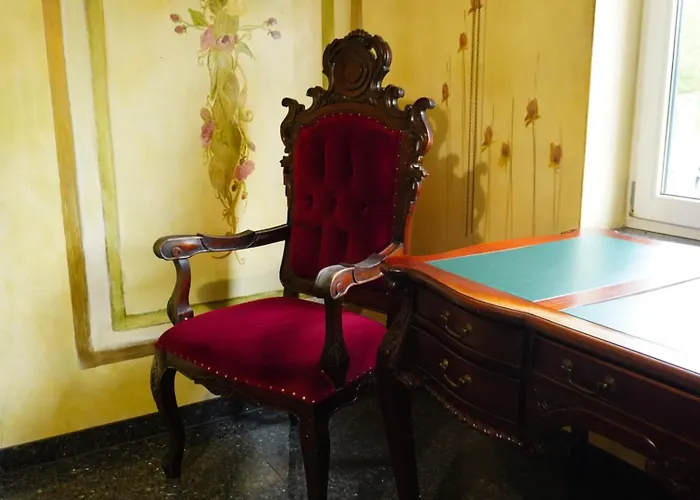 Antyki24 Nad Bialym Jeziorem Dom Na Przyjecia I Spotkania