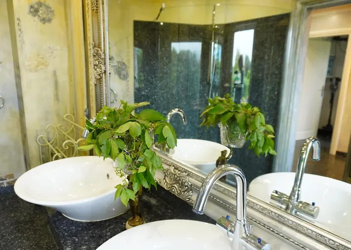 Vila Antyki24 Nad Bialym Jeziorem Dom Na Przyjecia I Spotkania Sztum